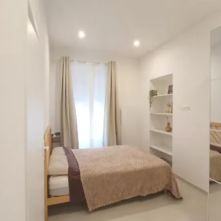 Modern And Unforgettable In The Heart Of 尼斯