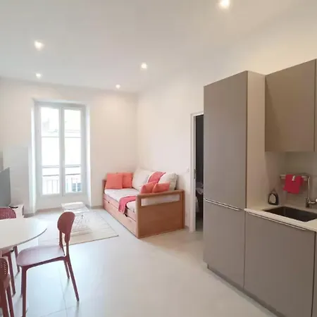 Modern And Unforgettable In The Heart Of Appartement
