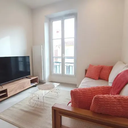 Apartman Modern And Unforgettable In The Heart Of Nizza